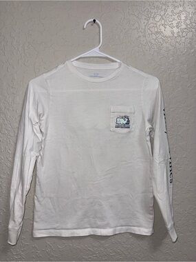 Vineyard Vines White Long-Sleeve Pocket Tee with Whale Graphic